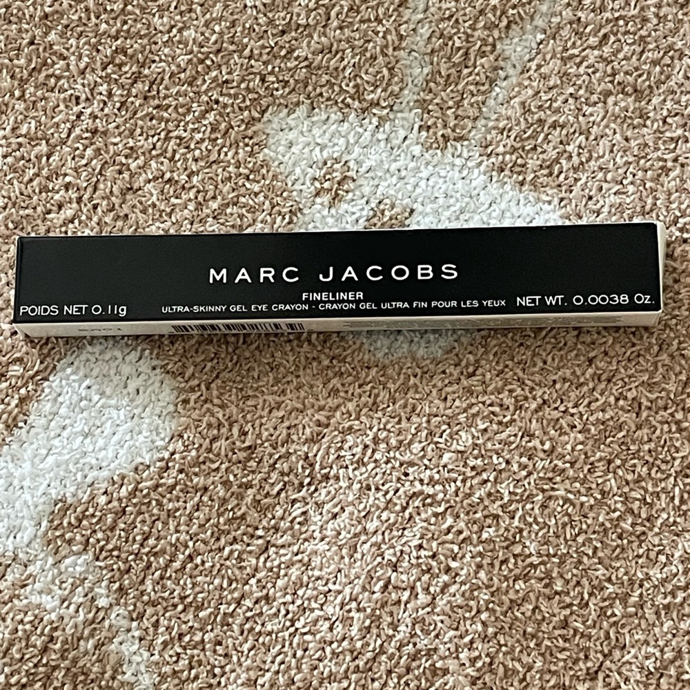 Marc Jacobs 12 (Nude)ist Fineliner - Picture 4 of 5